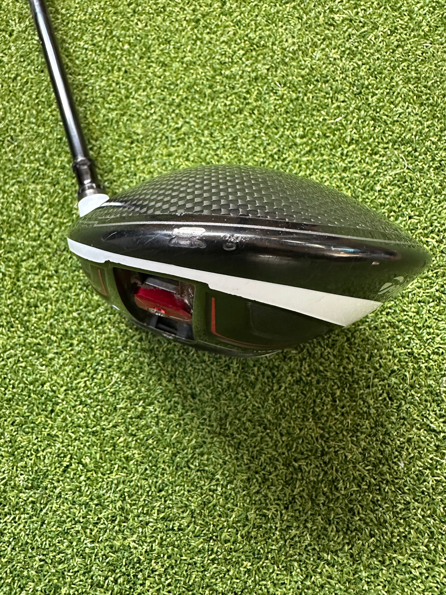 Taylormade M1 430 Driver 8.5 Degree Regular Flex Kuro Kage Shaft