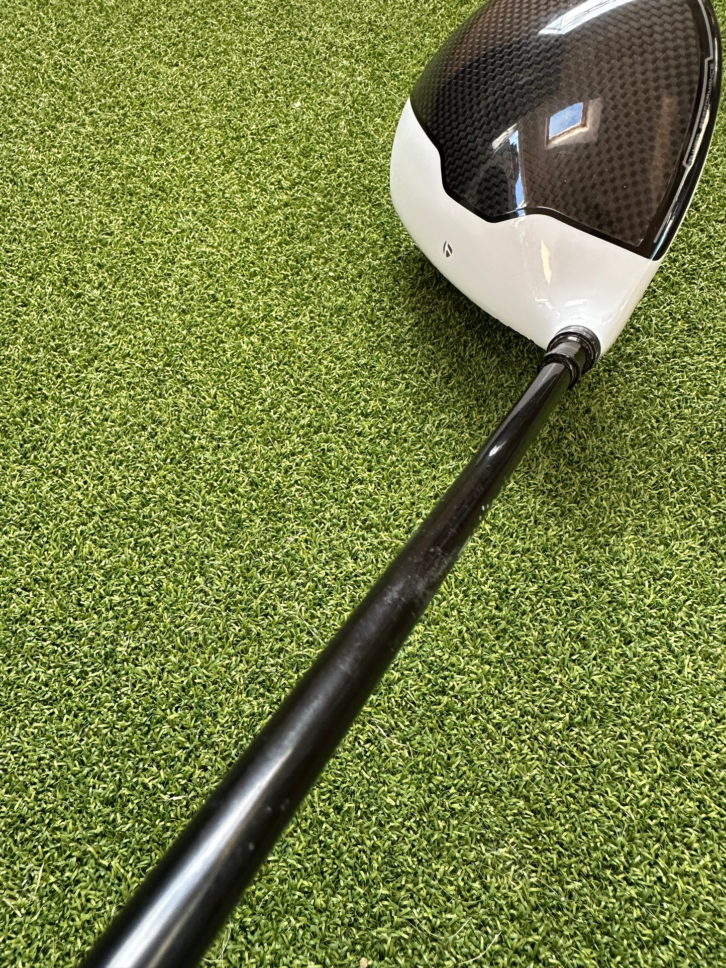 Taylormade M1 430 Driver 8.5 Degree Regular Flex Kuro Kage Shaft