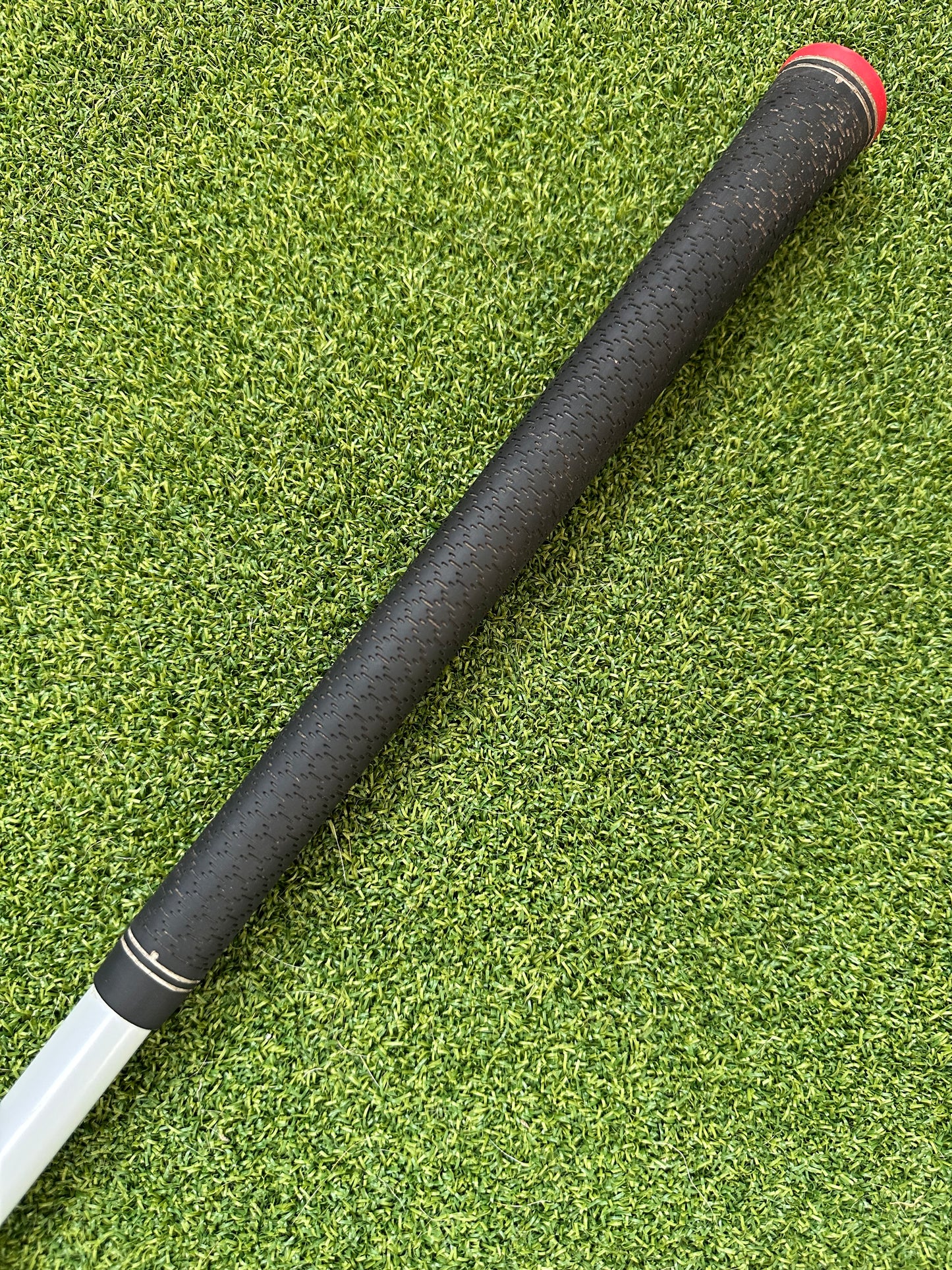 Taylormade M1 430 Driver 8.5 Degree Regular Flex Kuro Kage Shaft