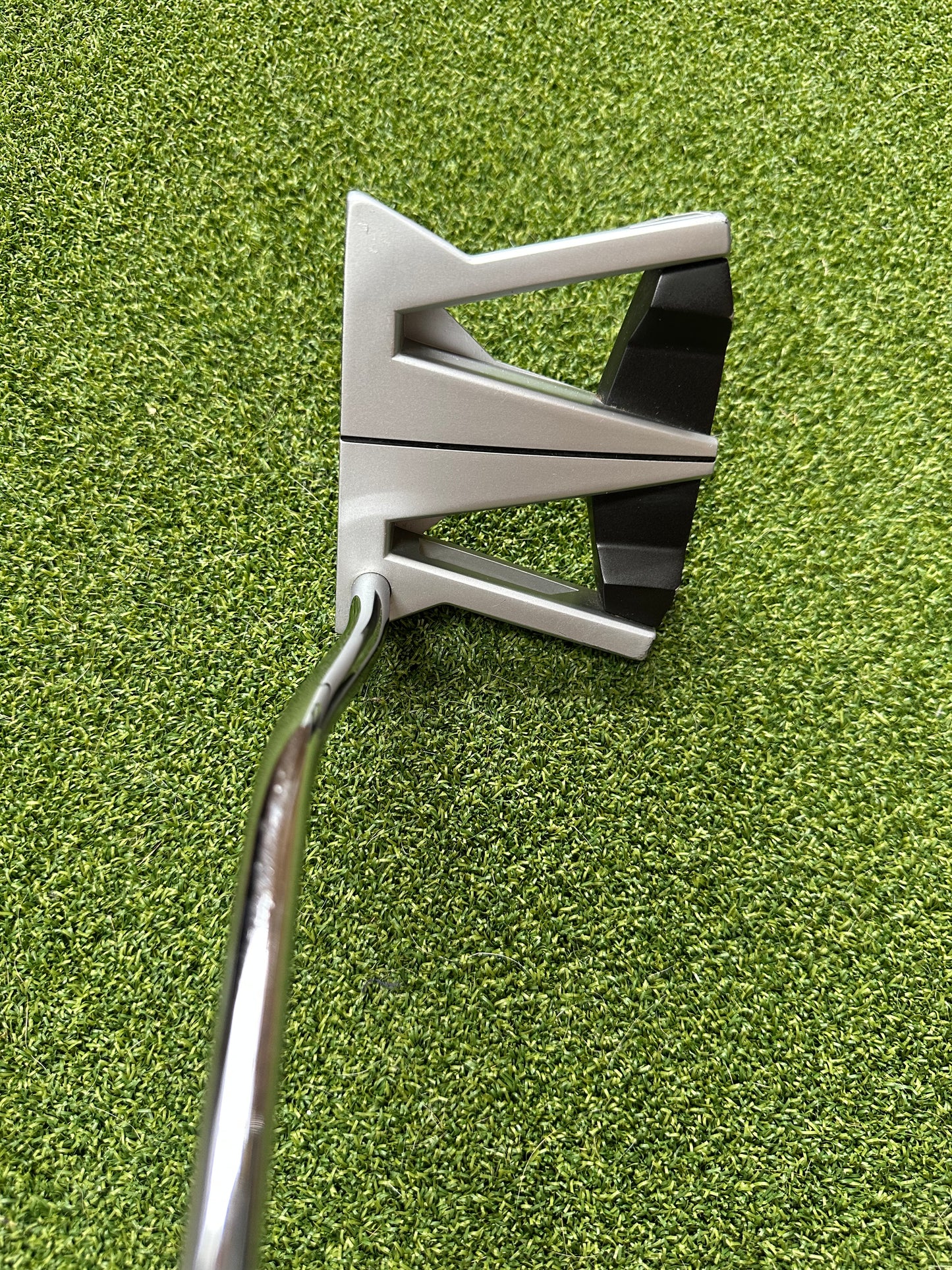 Nike Method Core Drone 2.0 Putter 33 Inch