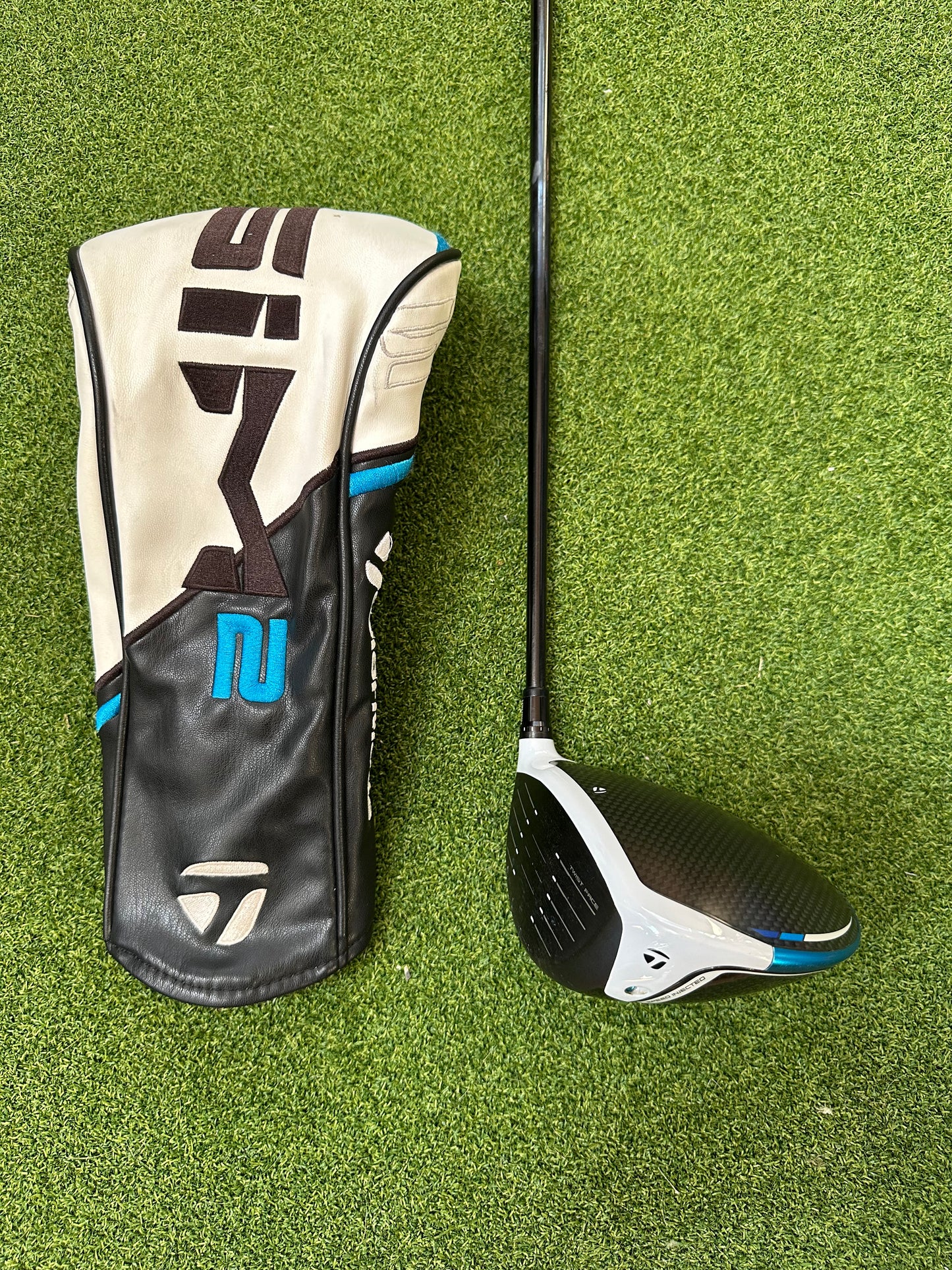 Taylormade SIM2 Max Driver 9 Degree Stiff Flex Atmos Shaft Left Handed