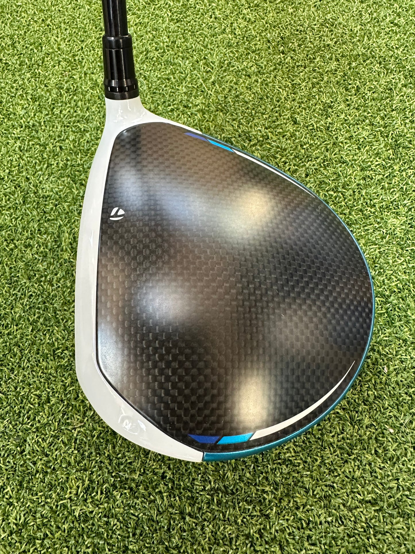 Taylormade SIM2 Max Driver 9 Degree Stiff Flex Atmos Shaft Left Handed