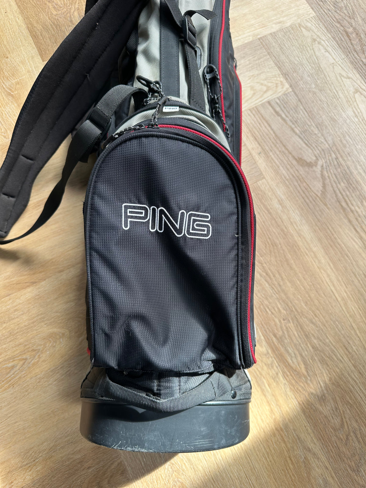 Ping Hoofer Stand Bag Black Grey