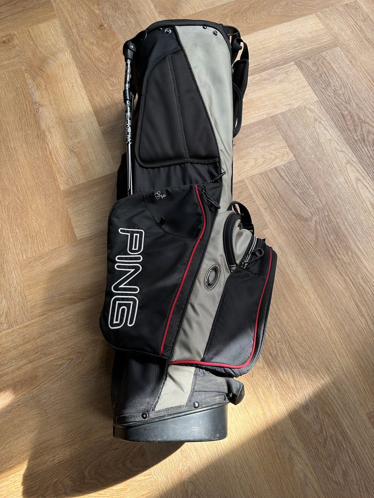 Ping Hoofer Stand Bag Black Grey