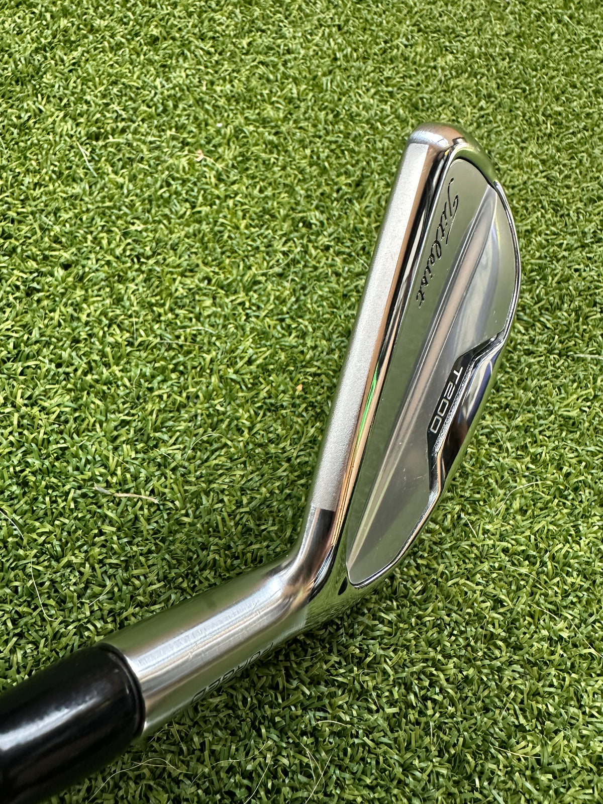 Titleist T200 2021 2 Iron 17 Degree Stiff Flex HZRDUS Smoke Shaft